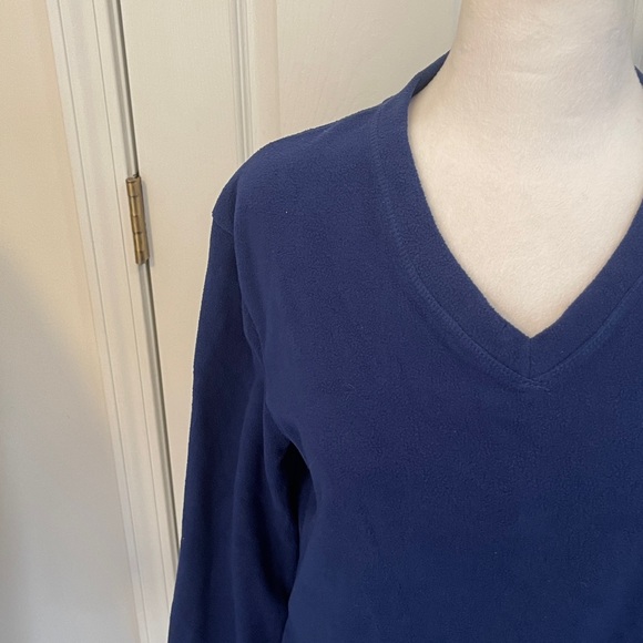 BLUE STAR CLOTHING CO. SWEATER SZ M/L - Picture 2 of 6